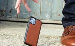 هل أيفون 12 ضد الكسر؟..الخبراء يجيبون 