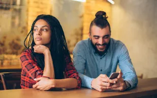 هل الغيرة فطرة فى الرجال فقط؟ ماذا عن النساء؟!