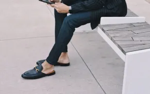 تعرف على أفخم موديلات السليبر الرجالي في 2021.. لأناقة تبدأ من القدمين