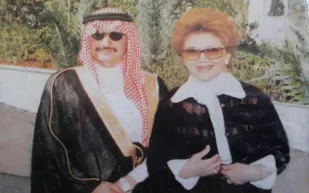 من هي الأميرة منى رياض الصلح أم الوليد بن طلال؟