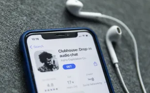 معلومات عن تطبيق Clubhouse وكيفية تحميله واستخدامه