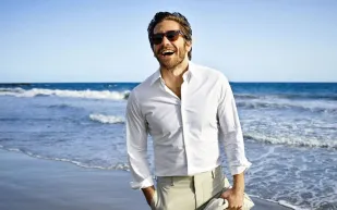 دليلك لاختيار ما يناسبك من الأقمشة الرجالية خلال الصيف 