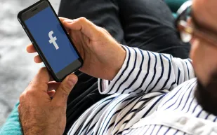 تخلص من المزعجين.. كيف تغلق التعليقات على منشوراتك بفيسبوك؟