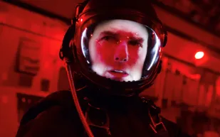 توم كروز يسافر للفضاء الخارجي لتصوير أحدث أفلامه!