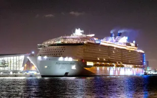 أكبر سفن ركاب في العالم (صور)