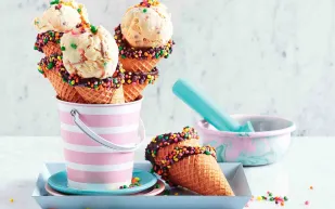 دراسة تكشف علاقة الآيس كريم بالإنجاب وخسارة الوزن