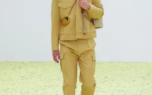 "بول سميث" تطرح مجموعتها الجديدة لربيع وصيف 2022 بروح الطبيعة