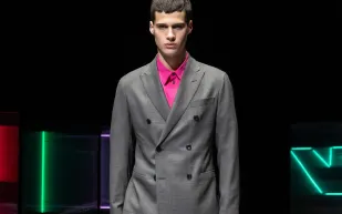 إمبوريو أرماني تقدم مجموعتها لخريف 2021