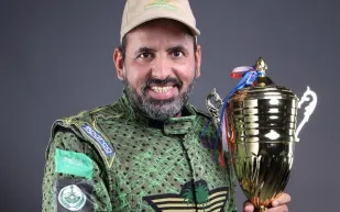 بطل الراليات إبراهيم المهنّا للرجل: الرالي صناعة والجيل الناشئ استثمارنا للمستقبل 