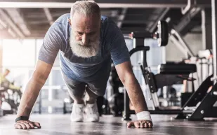 5 تمارين للمفاصل والعضلات بعد سن الخمسين 