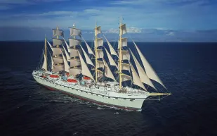 الأضخم على الإطلاق.. يخت "جولدون هوريزون" الشراعي يرسو في دورسيت