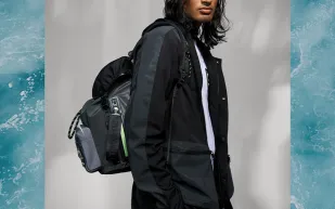 تشكيلة KARL LAGERFELD الرجالية.. أزياء ما قبل موسم خريف 2021