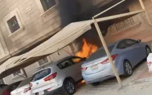 سعودي ينقذ سكان مبنى في الدمام من حريق هائل ( فيديو)