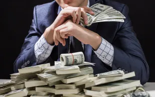 لماذا يعيش الأثرياء عمراً أطول من الفقراء؟