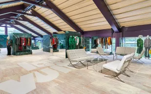 3 علامات أزياء فاخرة تتألق في شنغهاي