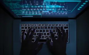 هاكرز يسرقون 600 مليون دولار ويعيدونها من جديد!