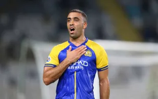 عبدالرزاق حمدالله ينهي الجدل.. ويقول: أنا مستمر مع النصر