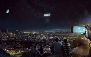 «إعلانات السماء».. خدمة جديدة تطلقها SpaceX 