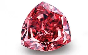 ماهي ماسة الدم المسروقة التي أثارت "بيونسيه" جدلًا واسعًا بسببها؟