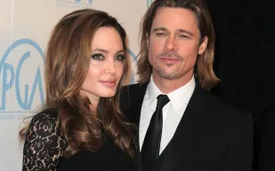 هؤلاء المشاهير باعوا مخلفاتهم الغريبة جداً بآلاف الدولارات