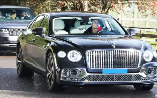 شاهد أسطول سيارات «كريستيانو رونالدو» الأفخم بين لاعبي العالم