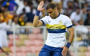 كيف أغضب عبدالرزاق حمدالله جمهور النصر في هذه المواقف؟