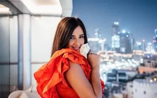 شاهد أول ظهور لياسمين عبد العزيز بعد انتهاء أزمتها الصحية وتعليق زوجها 