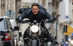 توم كروز ينتهي من تصوير "Mission: Impossible 7".. وهذا موعد عرضه (فيديو)