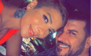 "صوتك له رنين أجراس الكنائس".. وصلة غزل متبادلة بين أصالة وزوجها