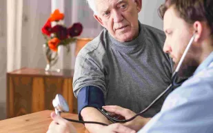 أعراض ضغط الدم المرتفع التي لا يعرفها الكثيرون