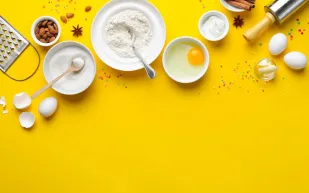 طريقة عمل كيكة الزبادي العادية واللايت