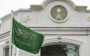 تعرف على شروط التجنيس.. وحالات سحب الجنسية السعودية من المتجنس