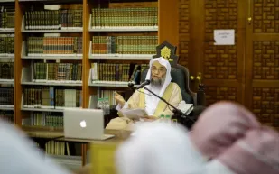 كلية الحرم المكي الشريف تطلق برنامج «وزكِّها» 