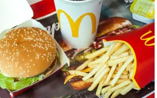 مطاعم ماكدونالدز تبيع أغلى وجبة في العالم في هذه الدولة العربية