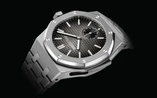 نسخة جديدة من ساعة "رويال أوك" ببصمة "أوديمار بيغه"