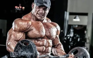 أول عمل فني من بطولة بيج رامي يُعرض في هذا الوعد 