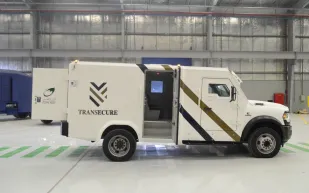 كيف أنقذ «حبل غسيل» سيارة نقل أموال تحمل الملايين؟