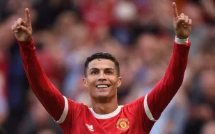 كريستيانو رونالدو يجني هذا الرقم الخيالي في عام 2021