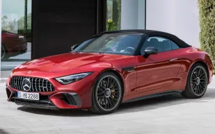 مرسيدس تكشف عن سيارتها الجديدة "Mercedes-AMG SL" (فيديو)