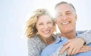 ماذا يحب رجل الخمسين في المرأة؟