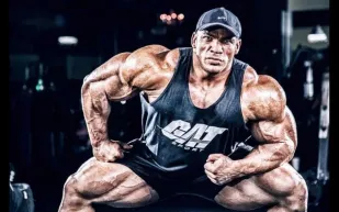 بيج رامي مهدد بالسجن لزواجه الثاني بسبب قانون جديد