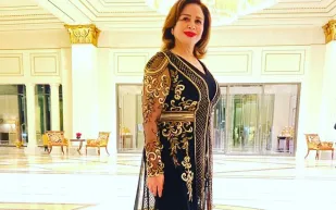 كيف علقت إلهام شاهين على تنظيم مهرجان جدة السينمائي؟ (فيديو)