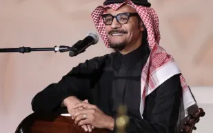 كيف ظهر رابح صقر بعد إجرائه لعملية في القلب؟