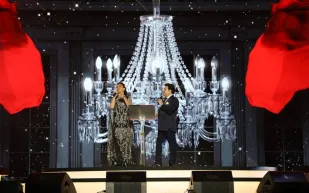 هاني شاكر يشعل حفل موسم الرياض بالطرب الأصيل (فيديو)