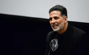 «أكشاي كومار» مفاجأة اليوم الثالث لمهرجان البحر الأحمر السينمائي (فيديو)