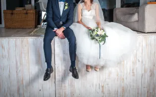 دراسة تكشف ارتفاع سن زواج الرجال حول العالم