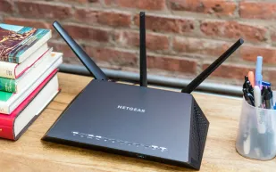 4 نصائح سريعة لحماية «واي فاي» منزلك من سرقة البيانات