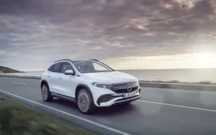 EQA: سيارة كهربائية مدمجة بتصميم رياضي