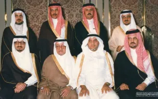 شاهد صورة نادرة تجمع أبناء الملك فيصل 