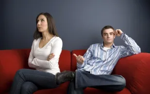 10 عيوب في الرجل لا تقبلها المرأة.. احذرها